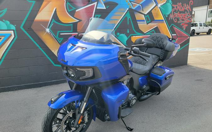 2026 Indian Pursuit® Dark Horse® with 112 and Powerband Audio Package