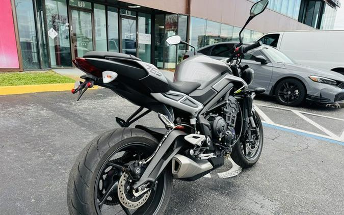 2024 Triumph Street Triple 765 R Silver Ice