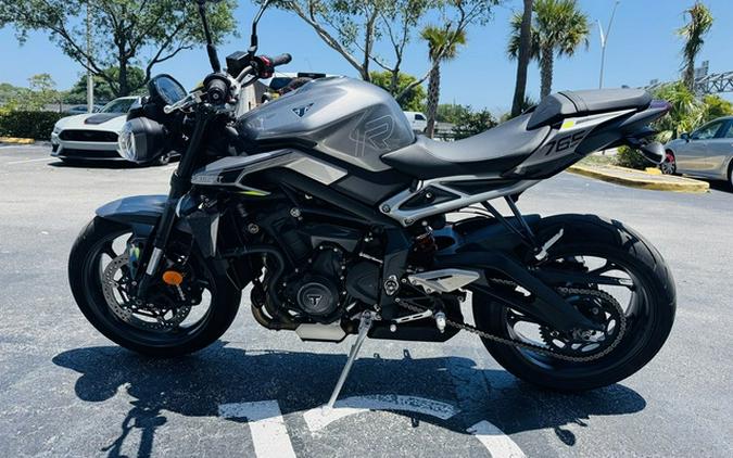 2024 Triumph Street Triple 765 R Silver Ice