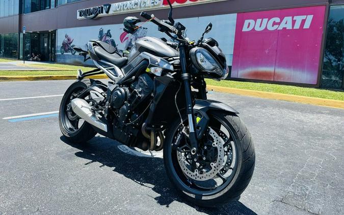 2024 Triumph Street Triple 765 R Silver Ice