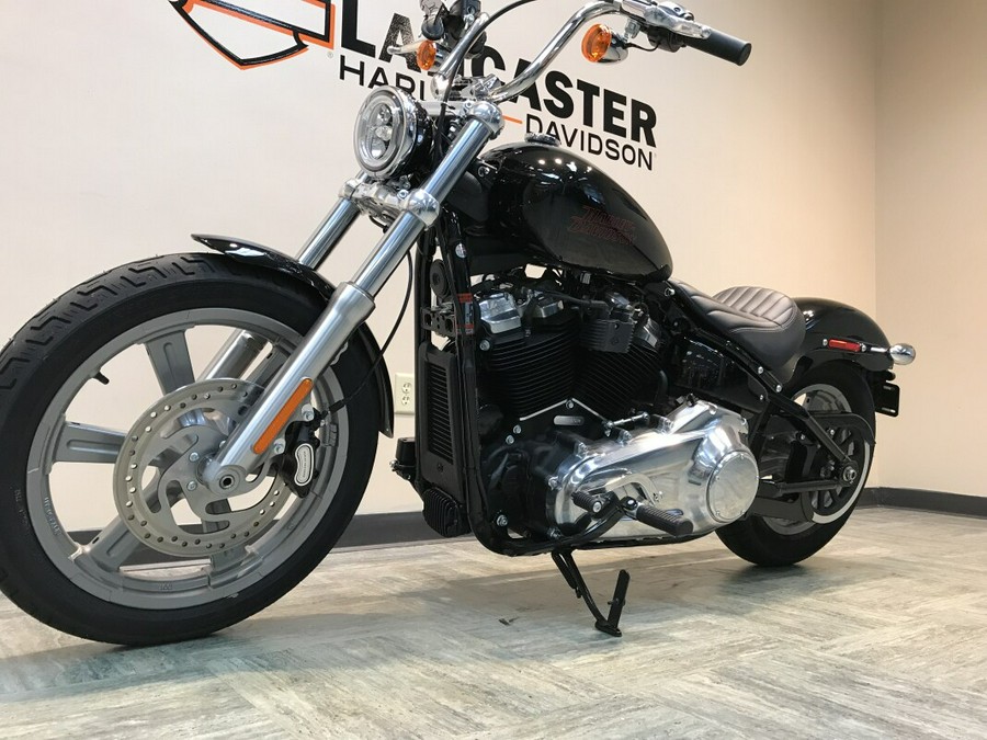 2024 Harley-Davidson Softail Standard Vivid Black FXST