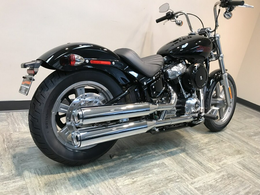 2024 Harley-Davidson Softail Standard Vivid Black FXST