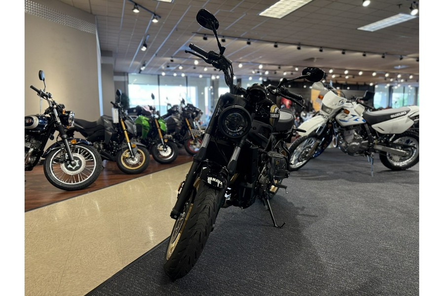 2025 Yamaha XSR700