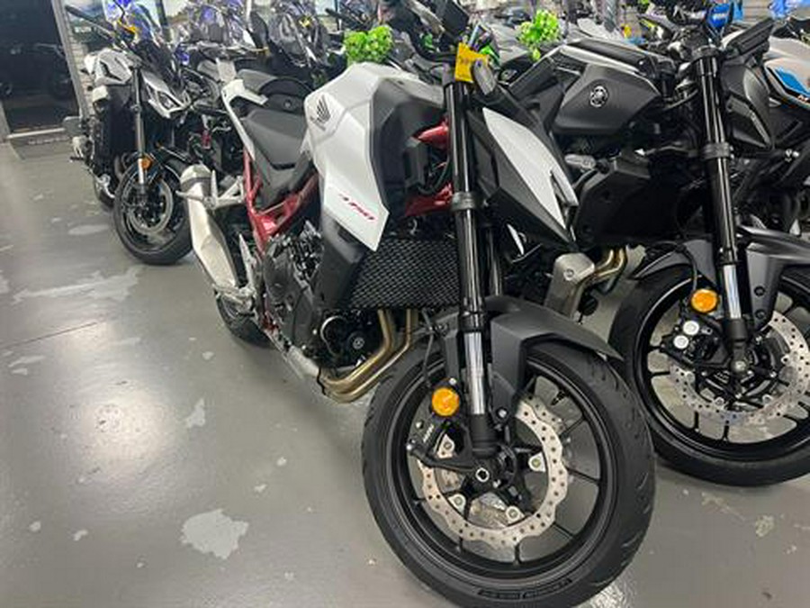 2025 Honda CB750 Hornet