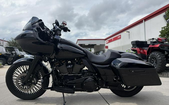 2023 HARLEY ROAD GLIDE ST WITH AIR RIDE