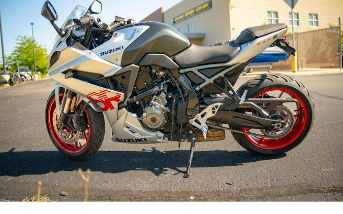 2024 Suzuki GSX-8R SILVER