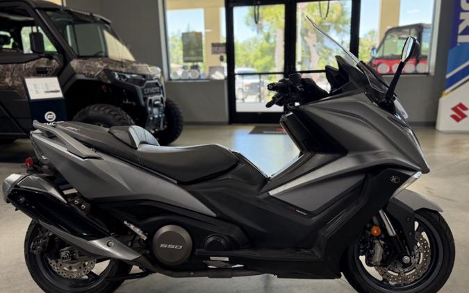 2022 KYMCO AK 550