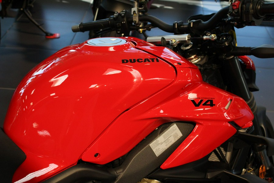 2024 Ducati Streetfighter V4