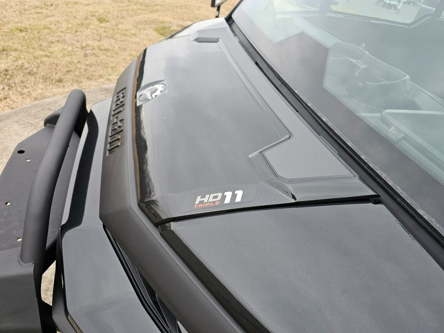 2026 Can-Am Defender MAX XT CAB HD11