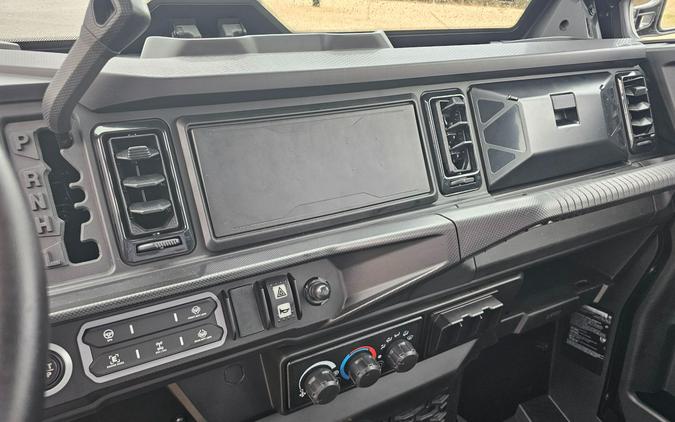 2026 Can-Am Defender MAX XT CAB HD11