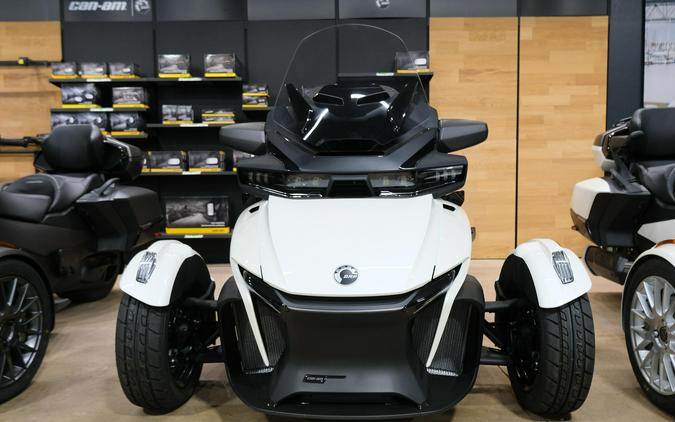 2026 CAN-AM SPYDER RT