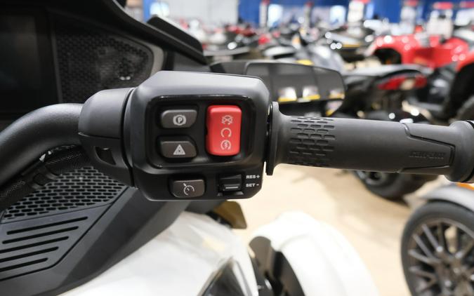 2026 CAN-AM SPYDER RT