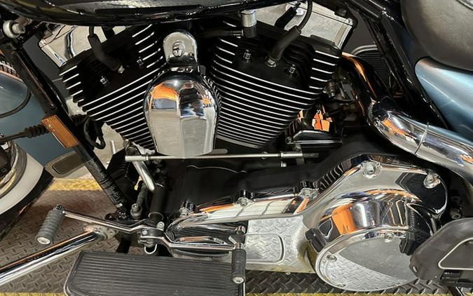 2008 Harley-Davidson FLHRC - Road King Classic