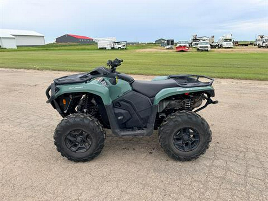 2025 Can-Am Outlander PRO XU HD7