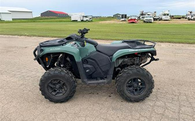 2025 Can-Am Outlander PRO XU HD7