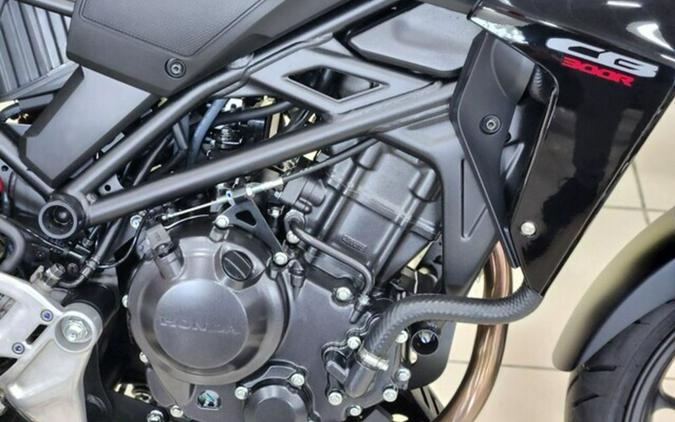 2025 Honda CB300R ABS