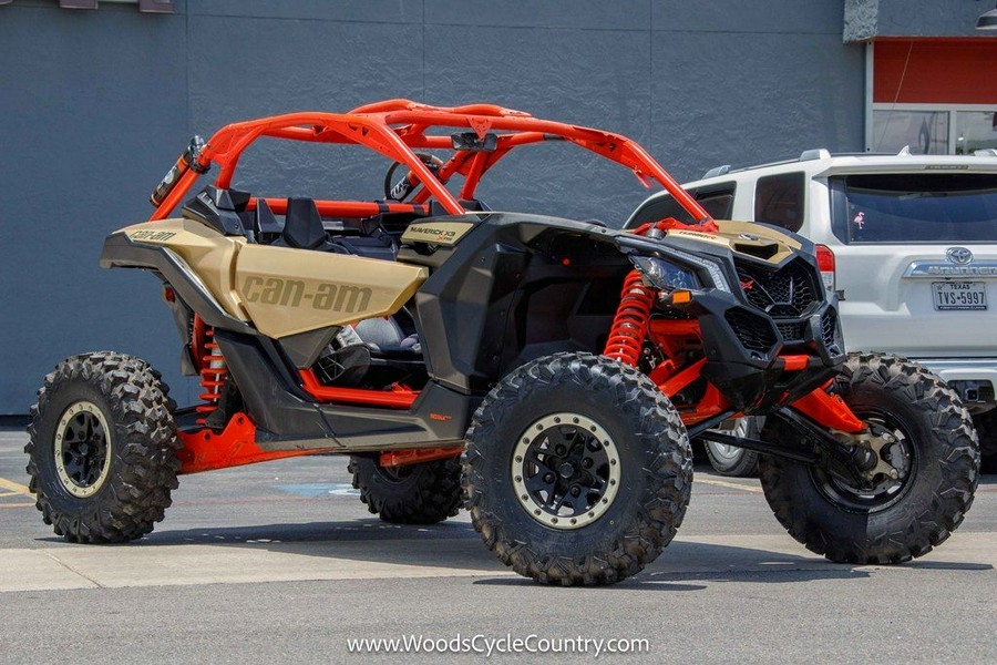 2017 Can-Am™ Maverick X3 X rs TURBO R