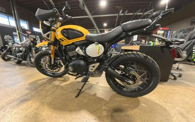 2026 Triumph Scrambler 400 XC Racing Yellow