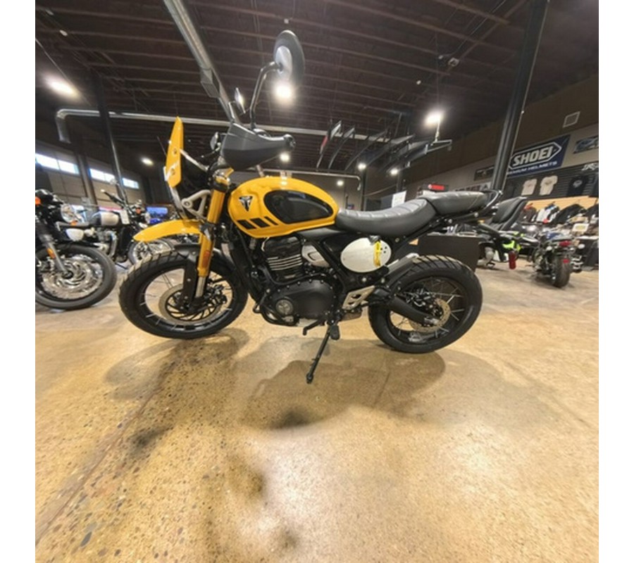 2026 Triumph Scrambler 400 XC Racing Yellow