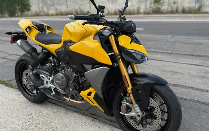 2026 Ducati Streetfighter V2 S
