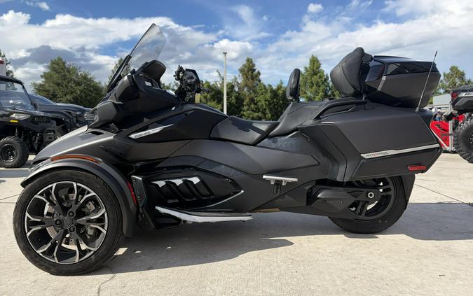 2023 Can-Am SPYDER RT 1330 SE6 BL