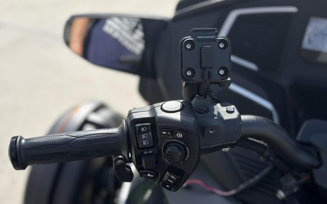 2023 Can-Am SPYDER RT 1330 SE6 BL