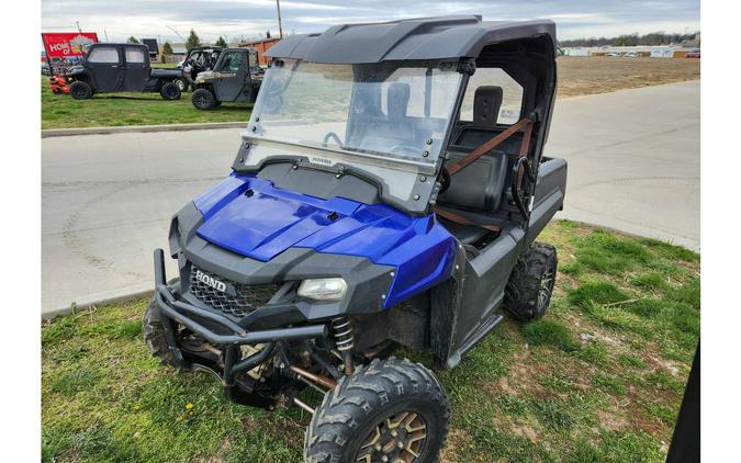 2017 Honda Pioneer 700 Deluxe