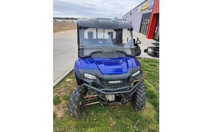 2017 Honda Pioneer 700 Deluxe