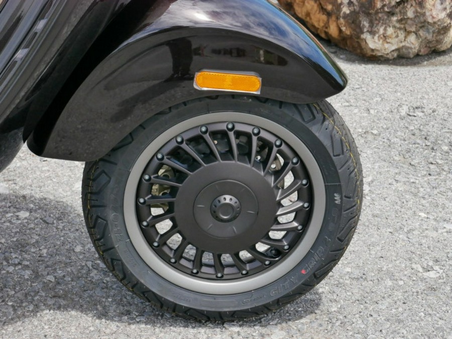2026 Vespa EVB1M5BUSE