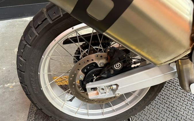 2022 Aprilia Tuareg 660