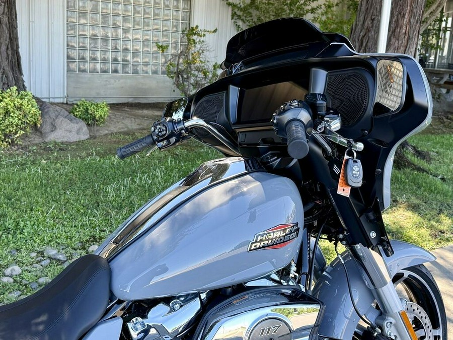 FLHX 2026 Street Glide®