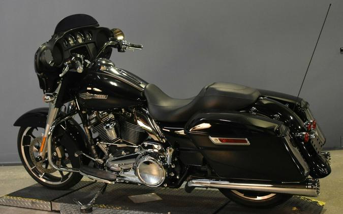 2022 Harley-Davidson Street Glide