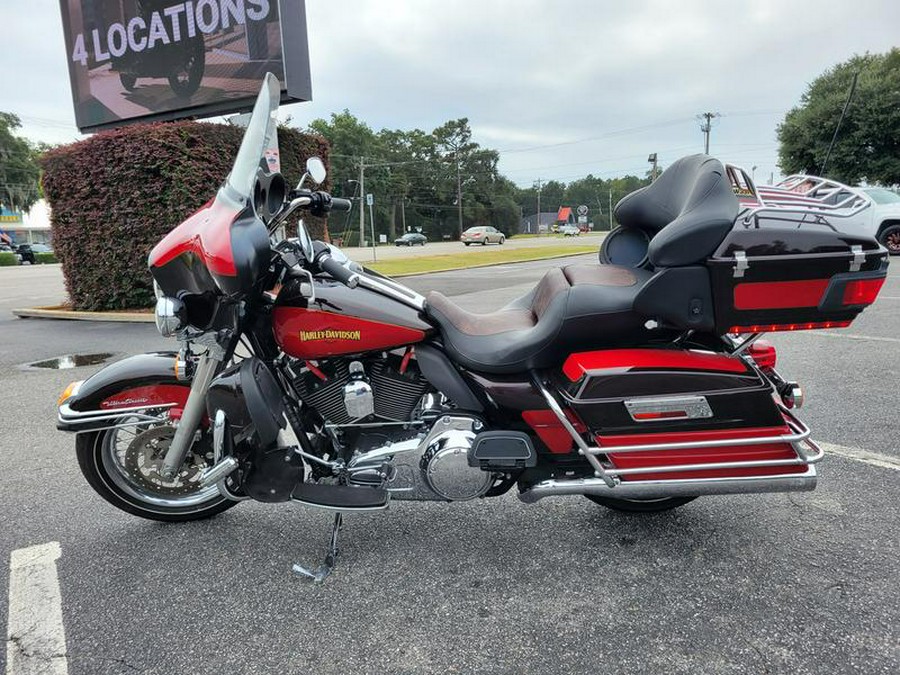 2010 Harley-Davidson® FLHTCU - Ultra Classic® Electra Glide