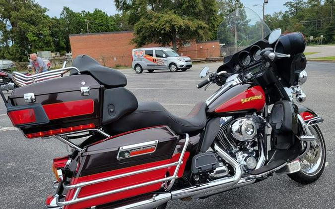 2010 Harley-Davidson® FLHTCU - Ultra Classic® Electra Glide