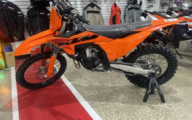 2025 KTM SX 250