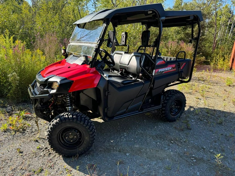 2017 Honda Pioneer 700-4