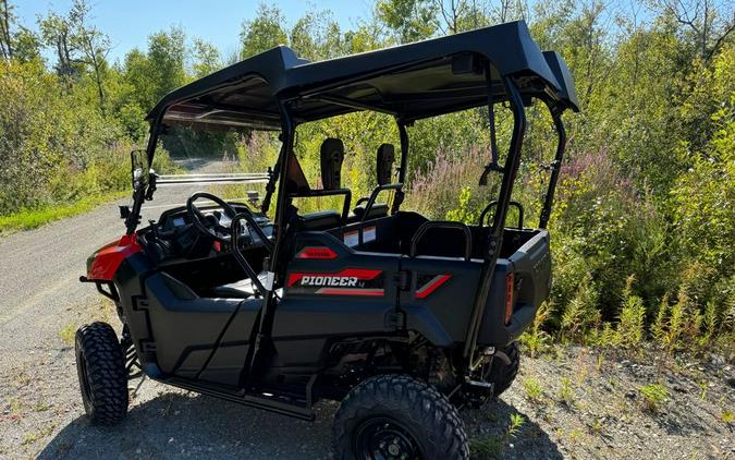 2017 Honda Pioneer 700-4