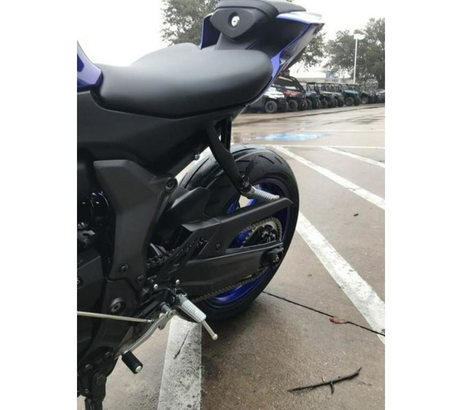 2025 Yamaha YZF-R7