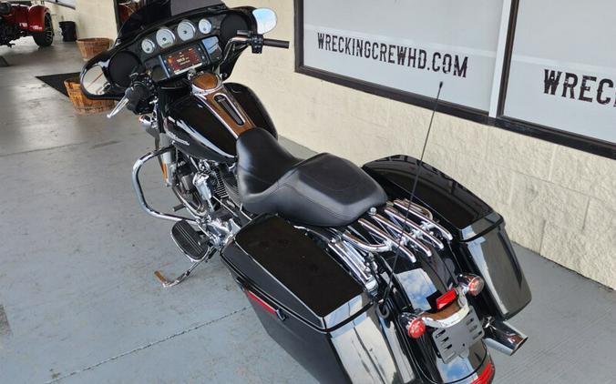 FLHXS 2017 Street Glide® Special
