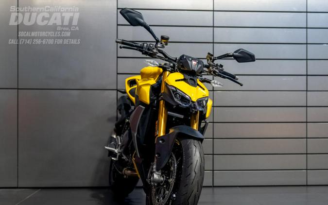 2027 Ducati Streetfighter V2 S Ducati Yellow
