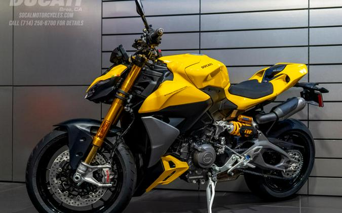 2027 Ducati Streetfighter V2 S Ducati Yellow