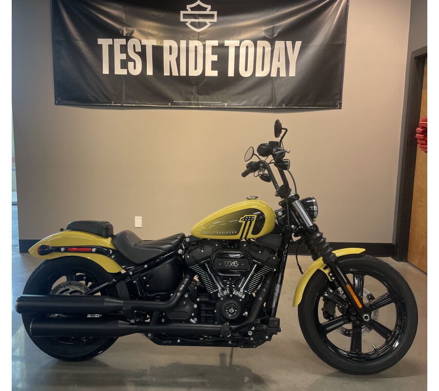 2023 Harley-Davidson® Street Bob® 114 Industrial Yellow