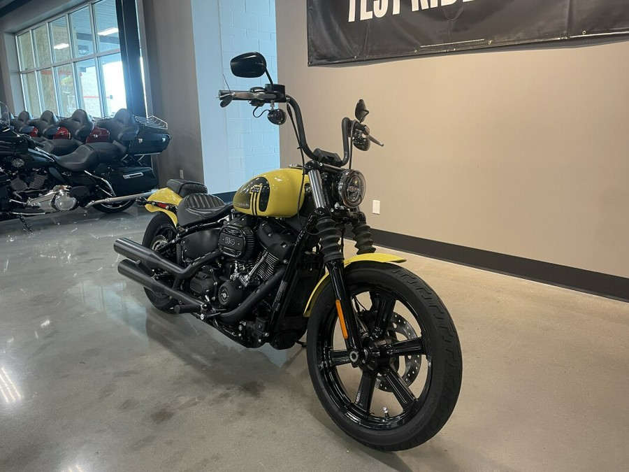 2023 Harley-Davidson® Street Bob® 114 Industrial Yellow