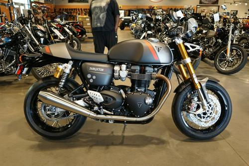 2020 Triumph Thruxton RS Review (17 Fast Facts)