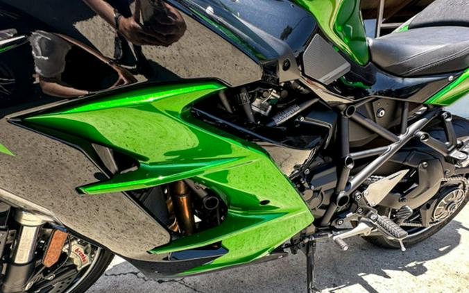 2023 Kawasaki Ninja® H2® SX SE