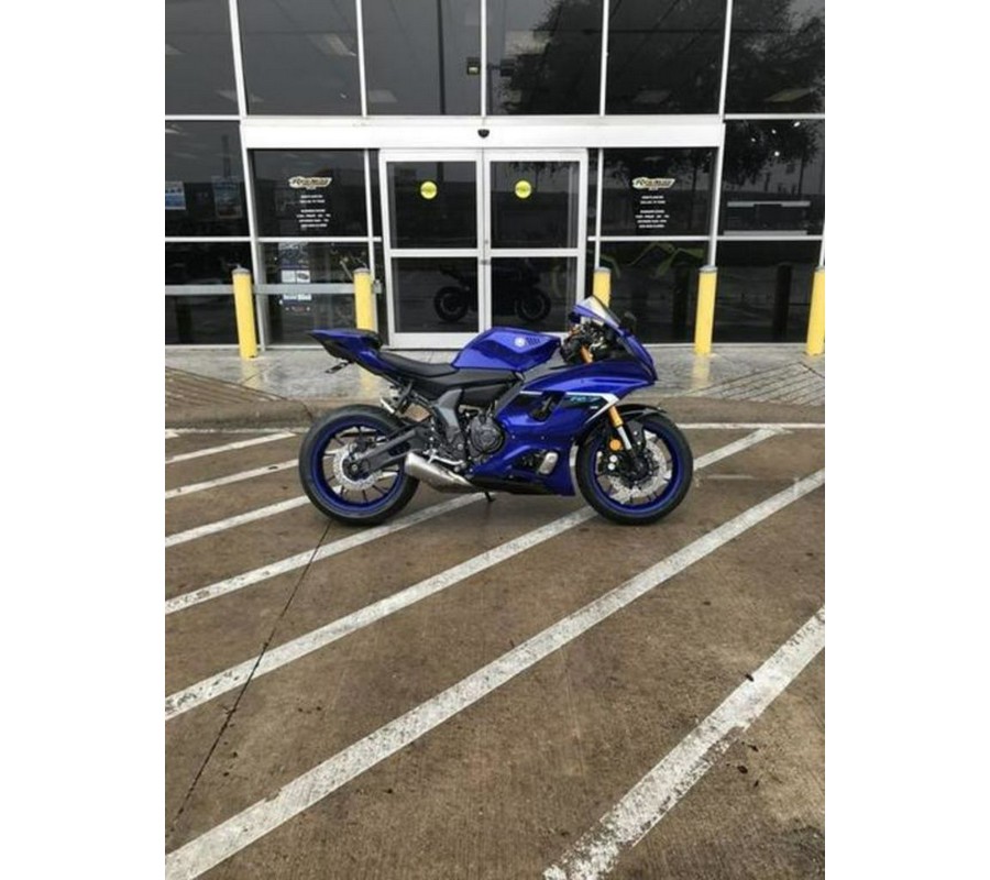 2025 Yamaha YZF-R7