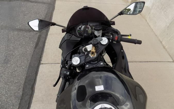 2023 Kawasaki Ninja® ZX™-6R KRT Edition