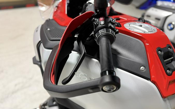 2026 BMW Motorrad R 1300 GS Adventure RED
