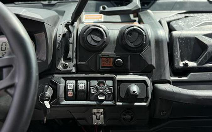 2025 Can-Am Defender Limited