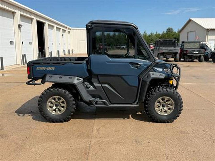 2025 Can-Am Defender Limited